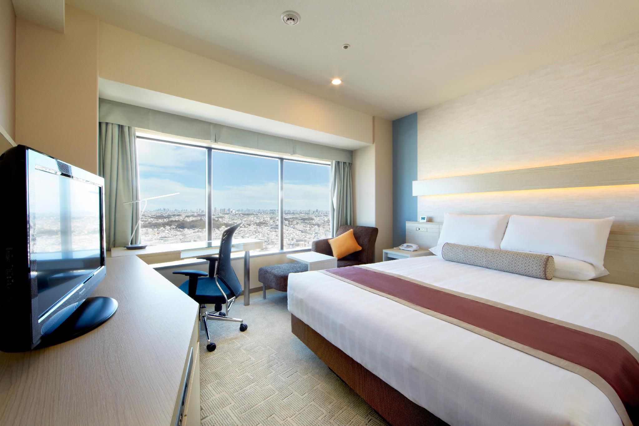 35th Floor Double Room - Smoking