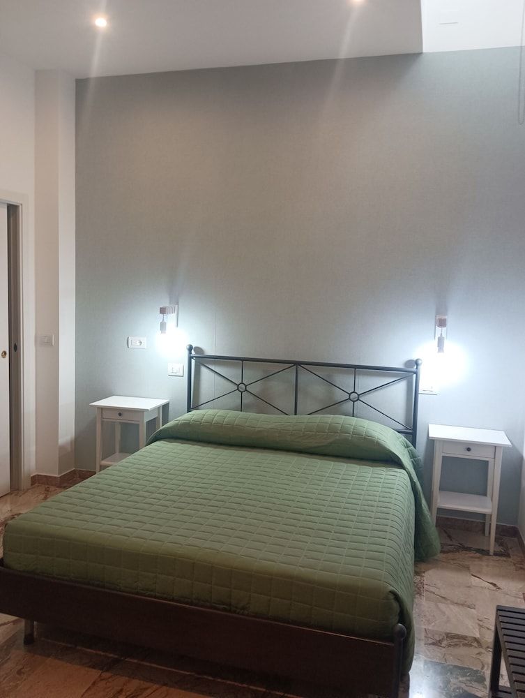 Giulietta nei Sassi Basic Triple Room, Ensuite (camera 2)