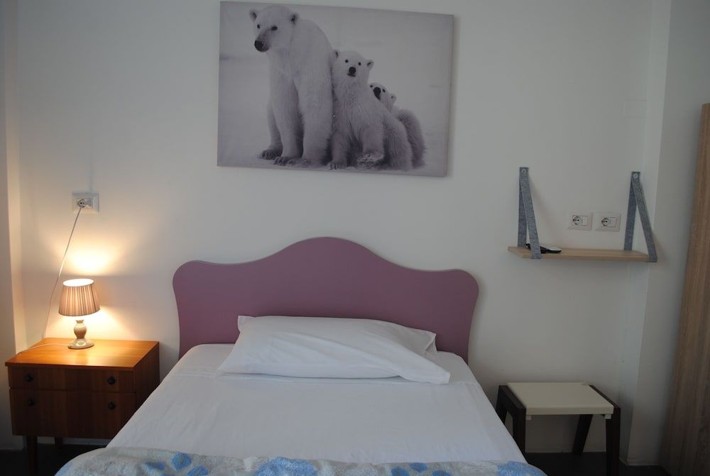 Economy Single Room, Shared Bathroom
