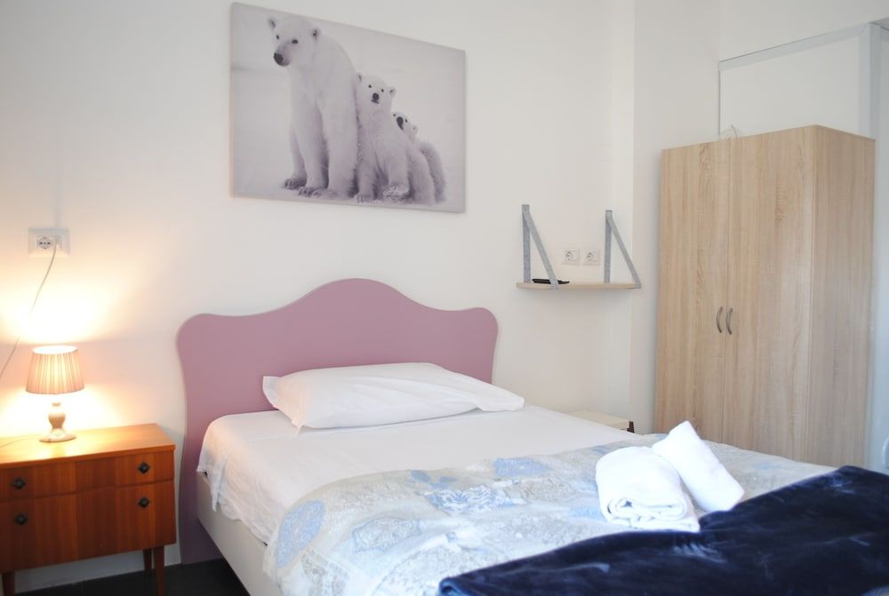 Economy Single Room, Shared Bathroom