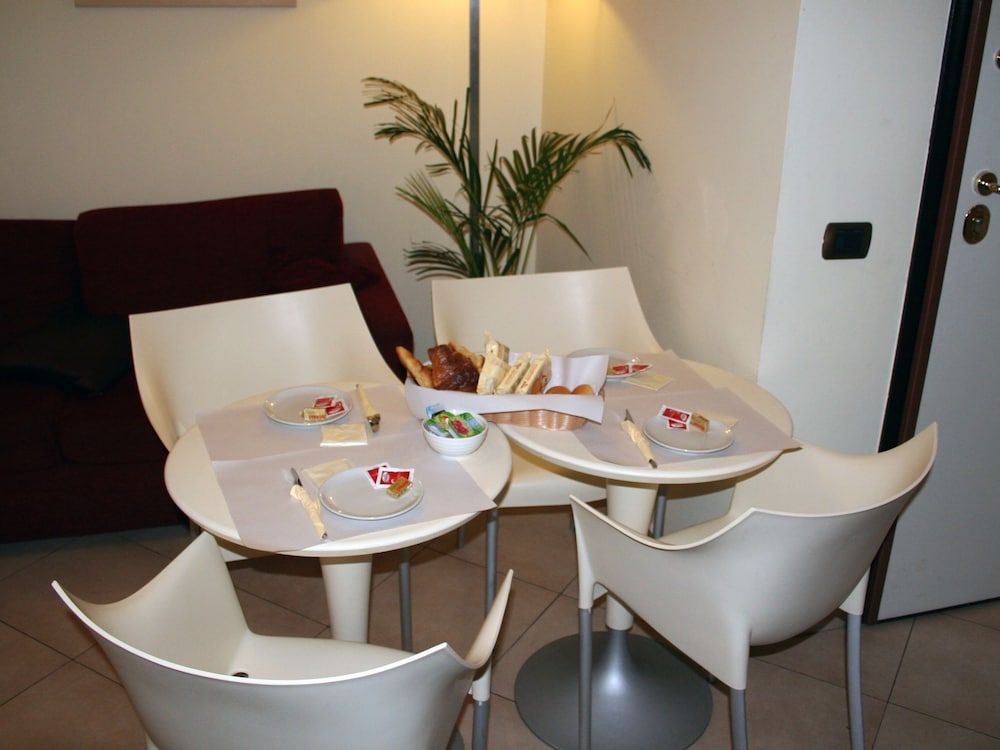 undefined Holiday a San Pietro 8