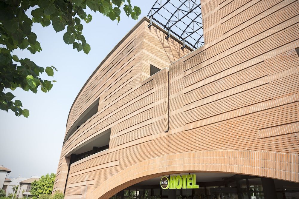 undefined B&B Hotel Como Camerlata 10