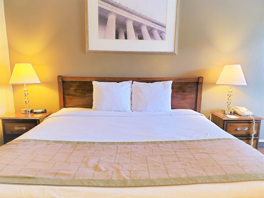 Standard Room, 1 King Bed, Non Smoking