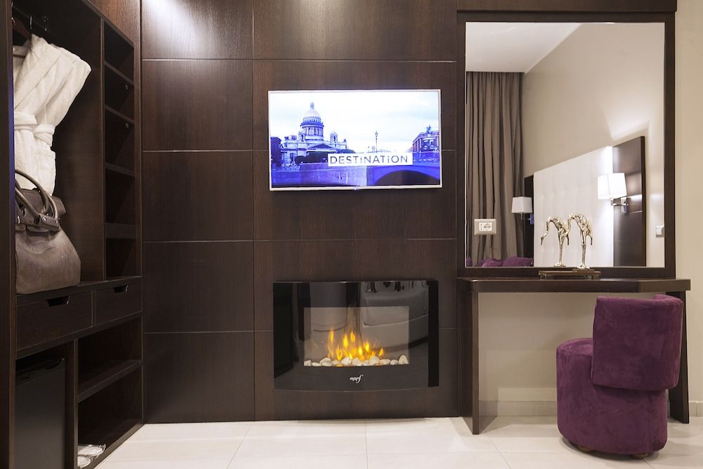 undefined Roman Holidays Boutique Hotel 5