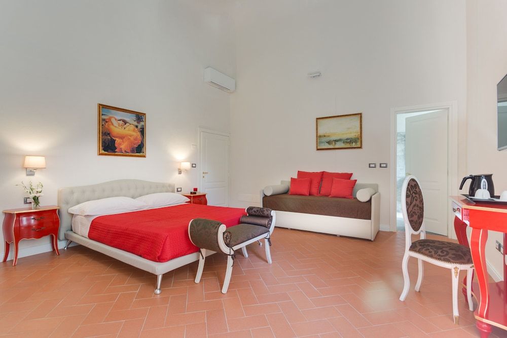 Superior Triple Room (Raffaello)