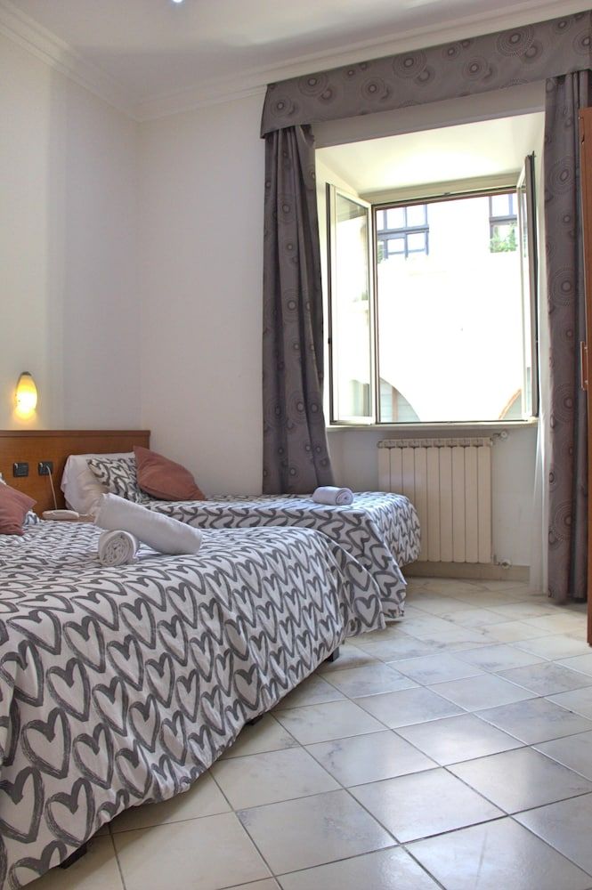 undefined Hotel Ciao 9