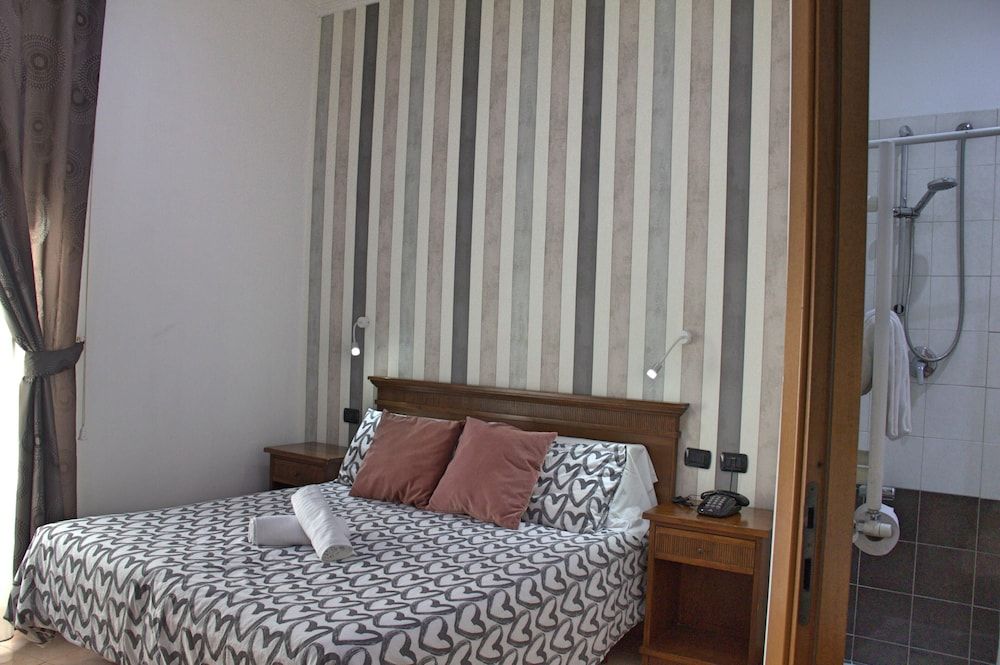 Hotel Ciao Classic Double Room 11