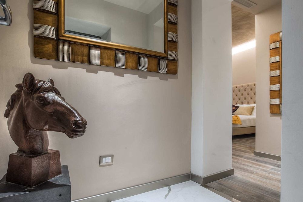 Colonna Suite del Corso Superior Double Room 4