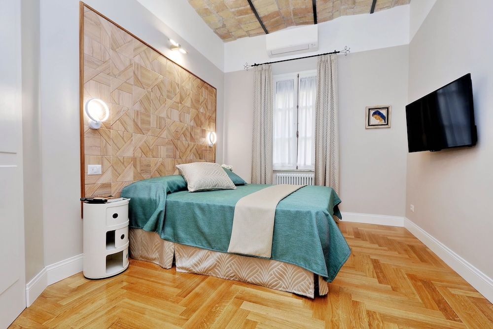 undefined Bellezza al Colosseo B&B and Apartments 4
