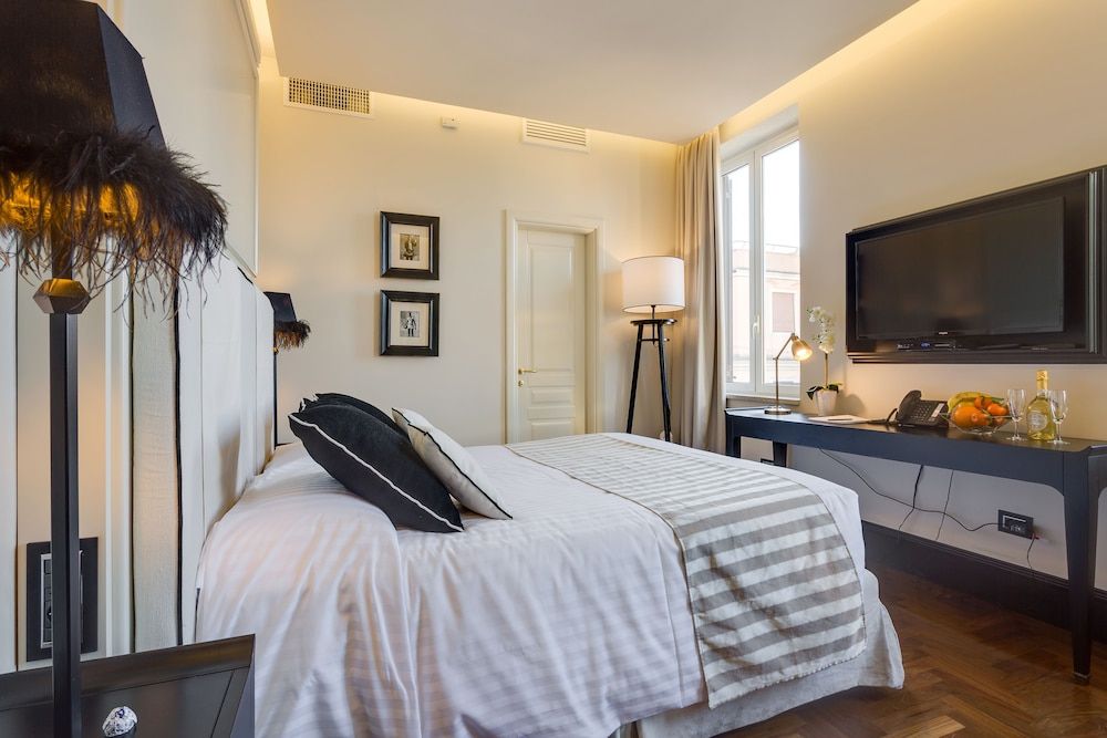Superior Double Room (Check-In At Via Capo d'Africa 26)