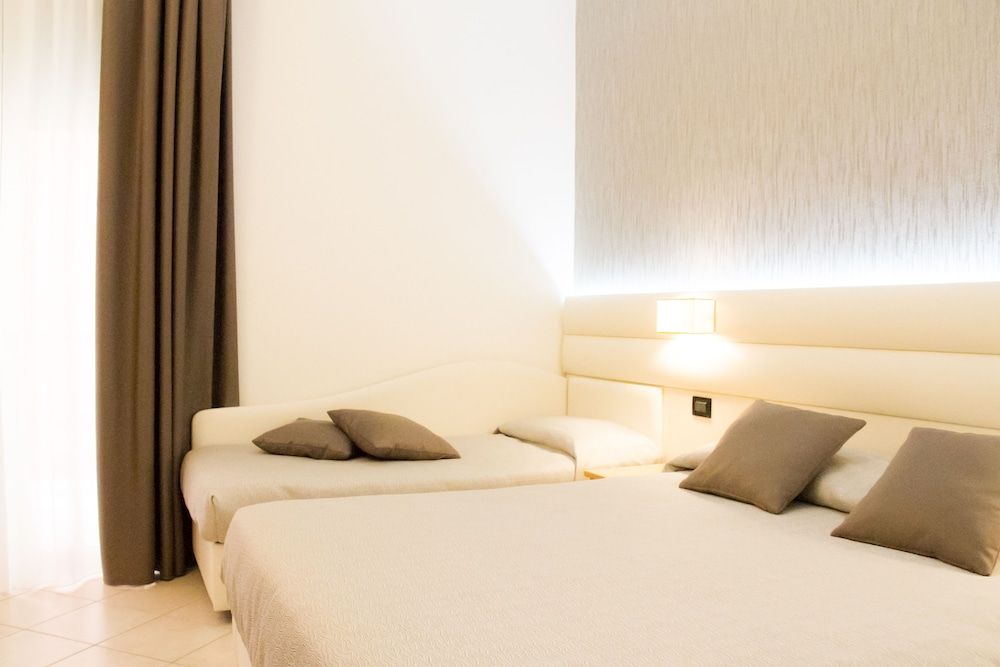 Standard Triple Room, Balcony