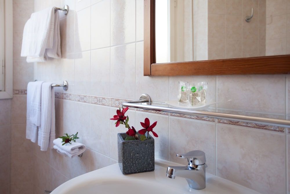 Hotel Italia Classic Single Room 2