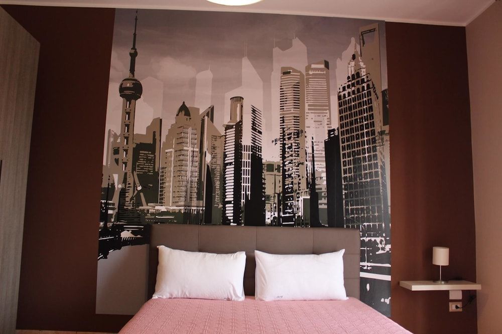 Around The World Panoramic Double Room 3