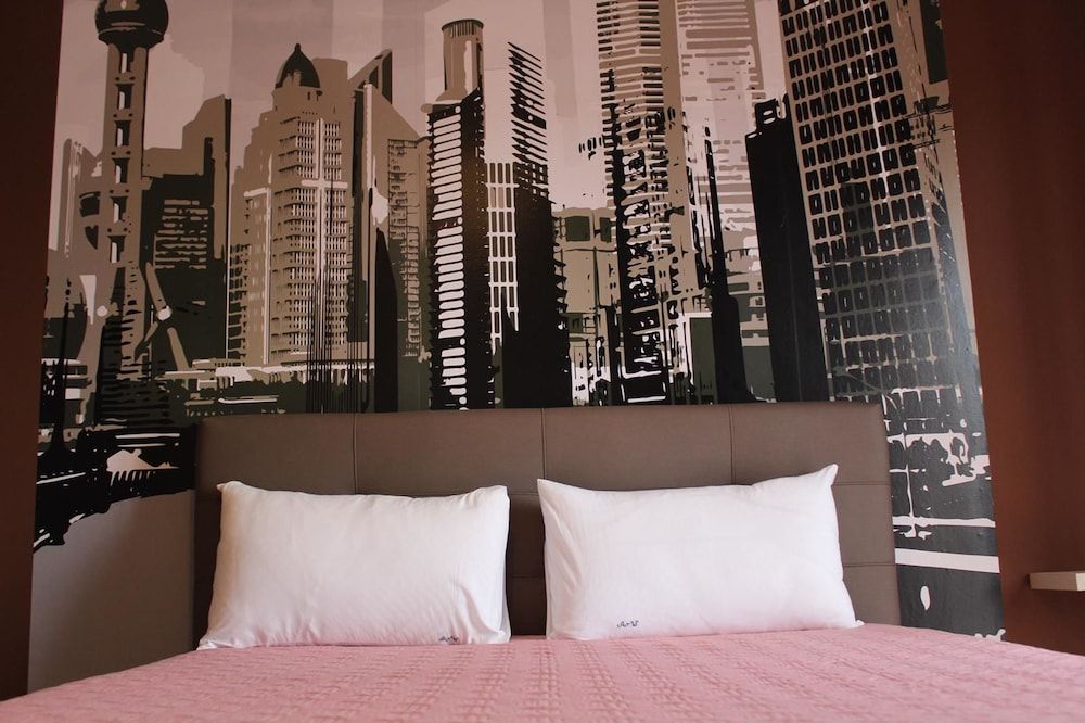 Around The World Panoramic Double Room 4