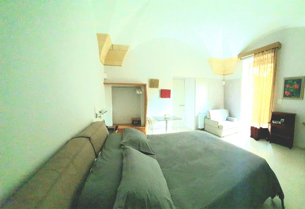 Dimora Storica Muratore Luxury rooms Deluxe Double Room, Garden View