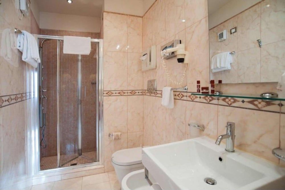 Hotel Gran Duca Superior Double Room 5