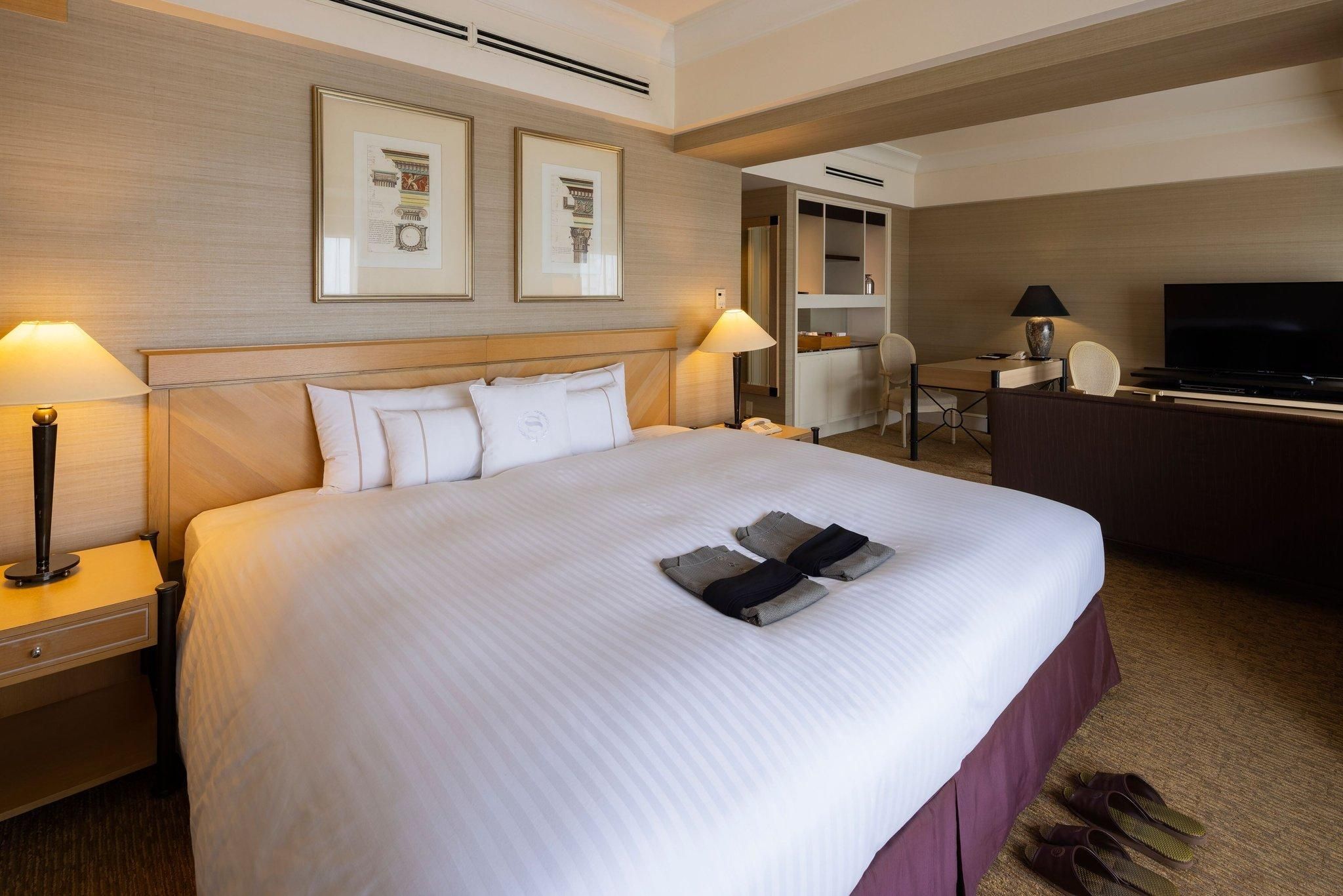 Preferred Premier King, Larger Guest room, King, Ocean view
