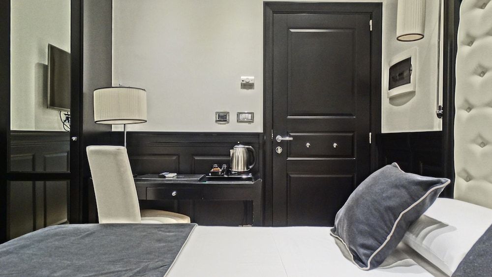 Vaticano Royal Suite Deluxe Room, 1 Double Bed 10