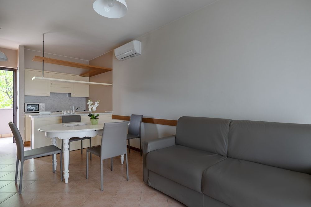 Il Sogno Apartments Apartment, 2 Bedrooms, Lake View 9