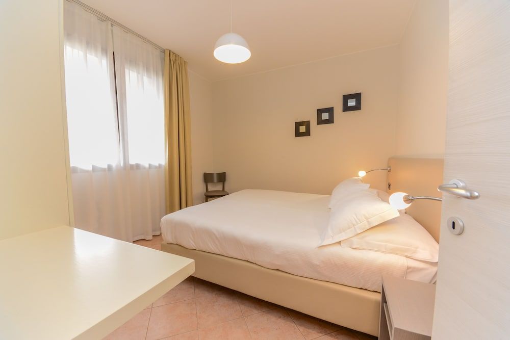 Il Sogno Apartments Apartment, 2 Bedrooms, Lake View