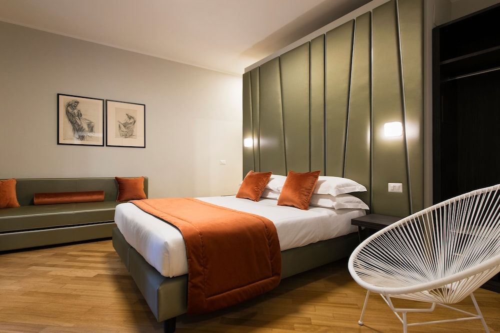 undefined Vittoriano Suite 2