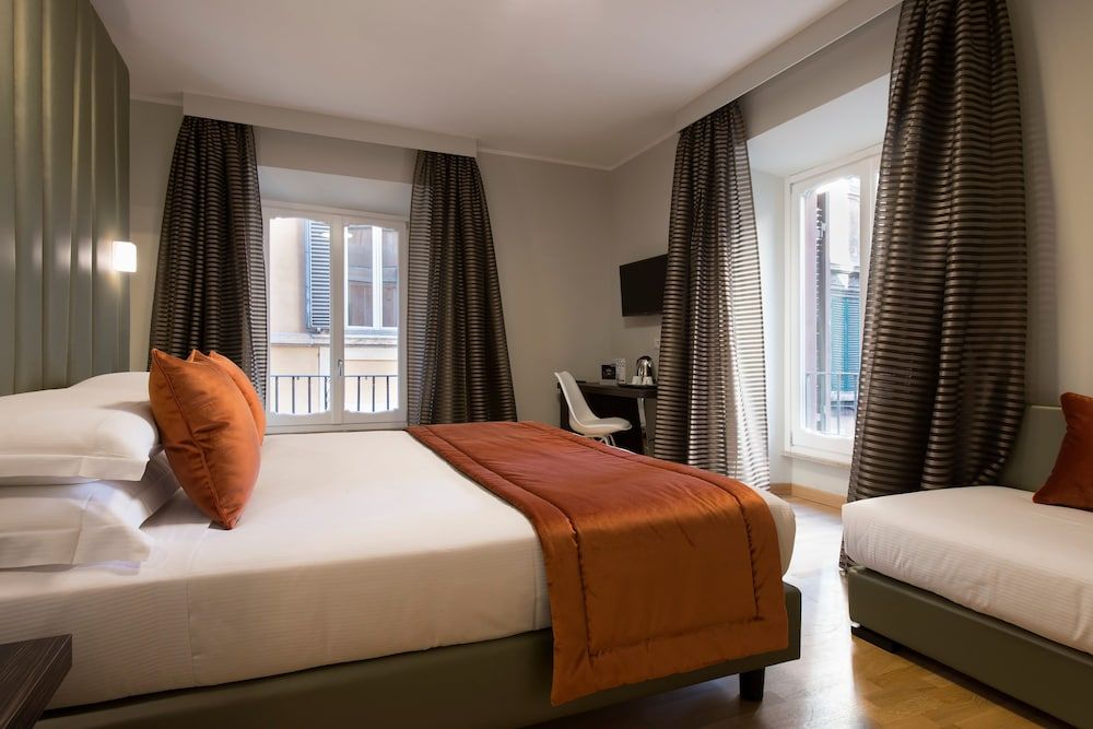 Vittoriano Suite Superior Double Room 10