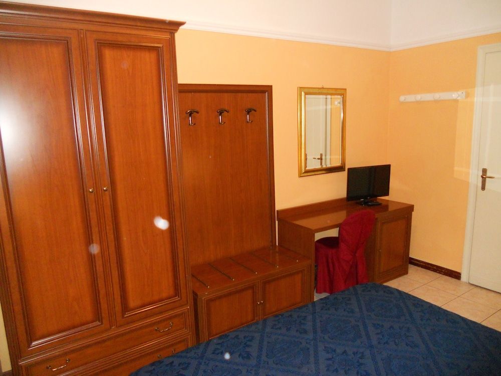 Salus Comfort Double or Twin Room 32