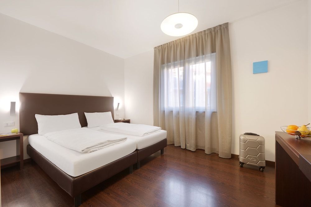 Hotel Asterix Double or Twin Room 7