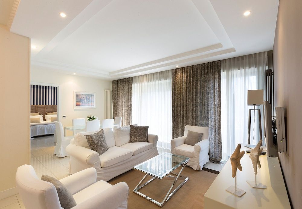 Residence Lungomare - Charming apartments Luxury Apartment, 2 Bedrooms 9