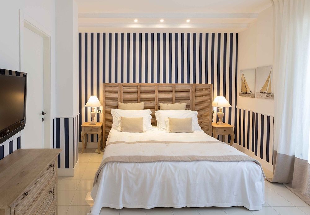 Residence Lungomare - Charming apartments Luxury Apartment, 2 Bedrooms 4