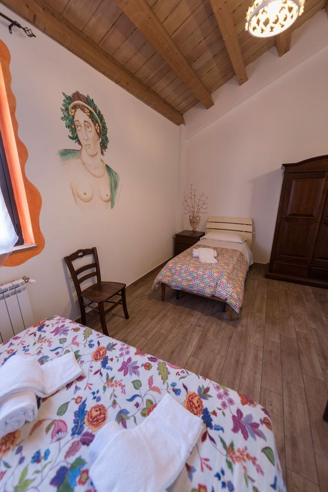 La Casa Rossa Country House Triple Room 4