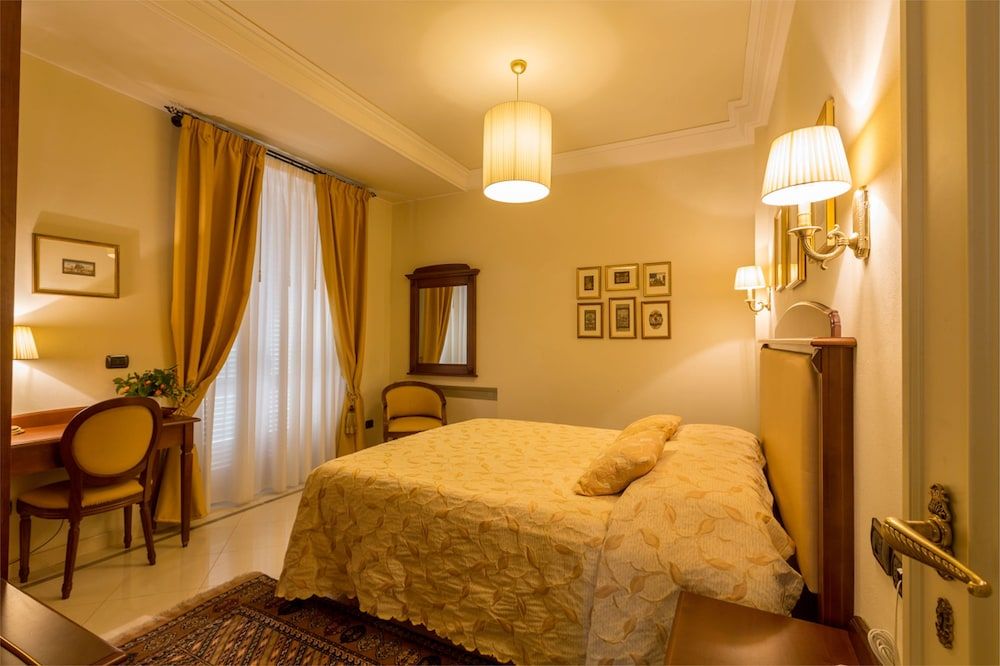 undefined Relais Villa Jacopone Suites 8
