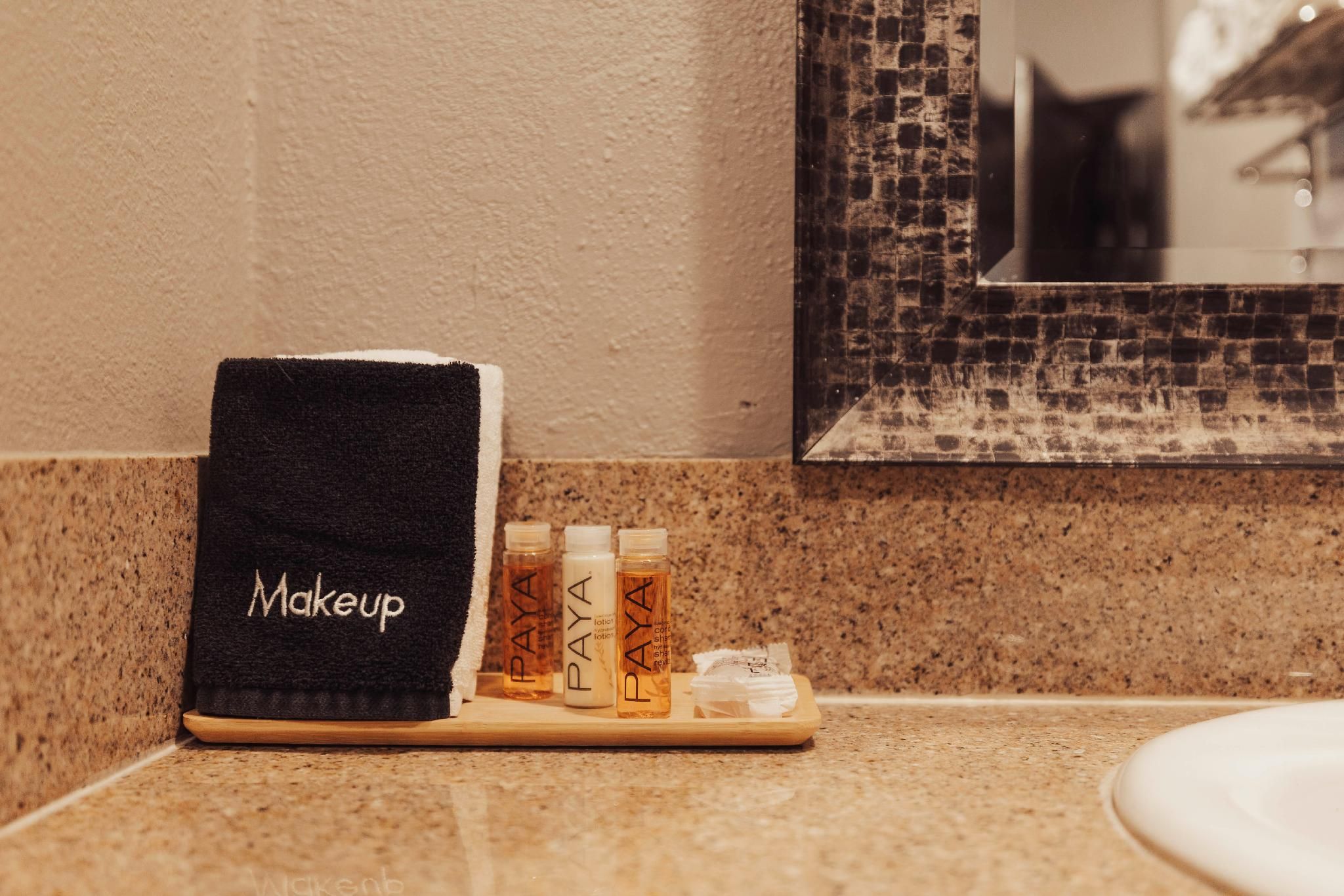 undefined The Dixie Hollywood 10