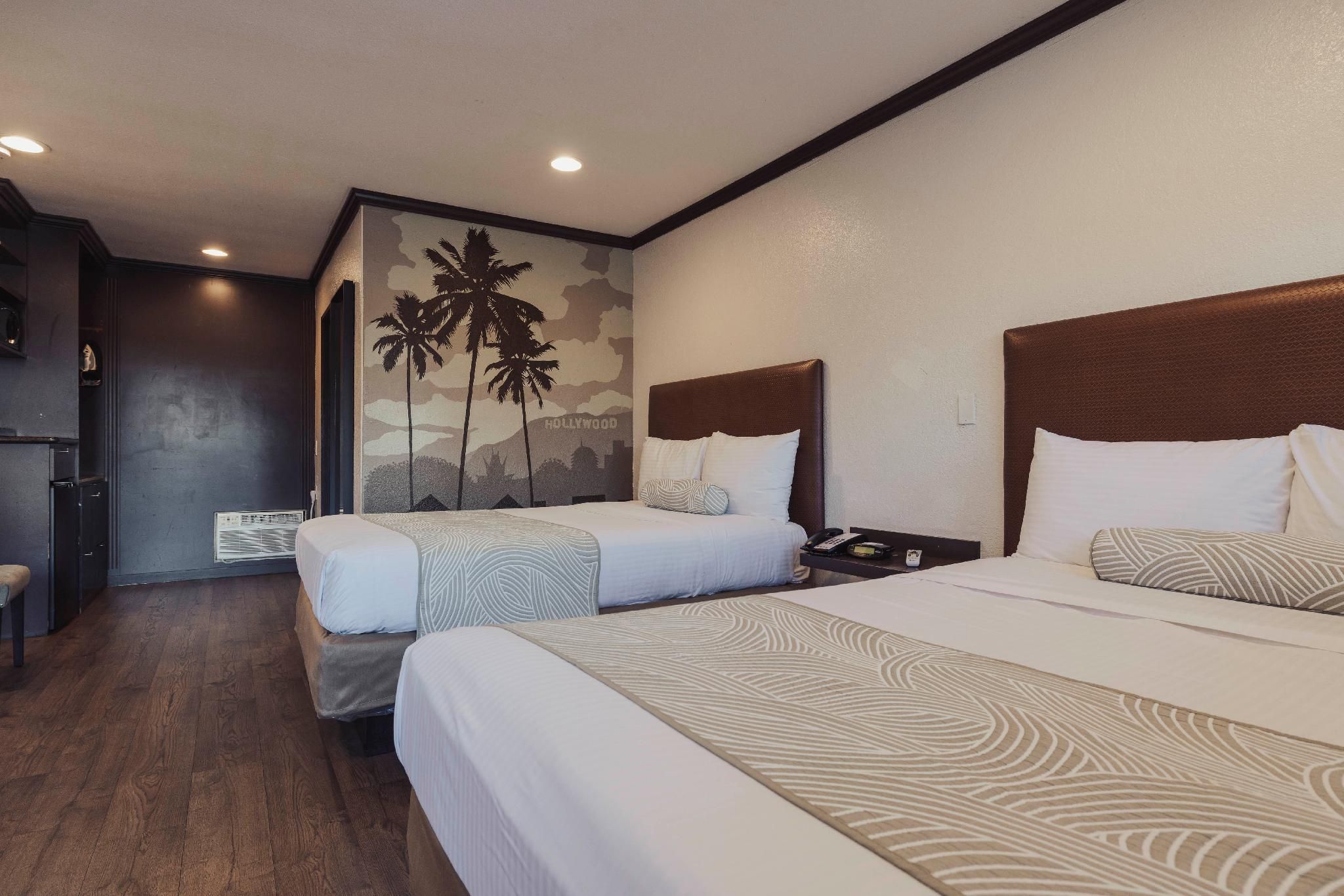 The Dixie Hollywood Classic Room - 2 Queen Beds