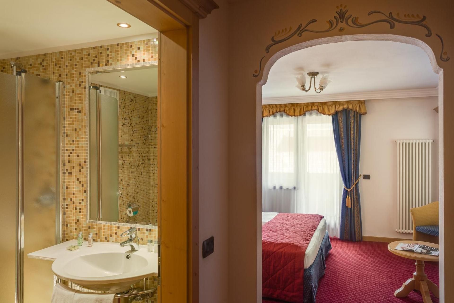 Antares Comfort Triple Room 11