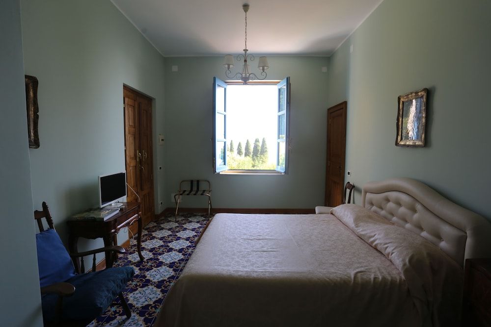 Panoramic Suite, 1 Queen Bed with Sofa bed, Kitchenette, Annex Building (Henry Faulkner)