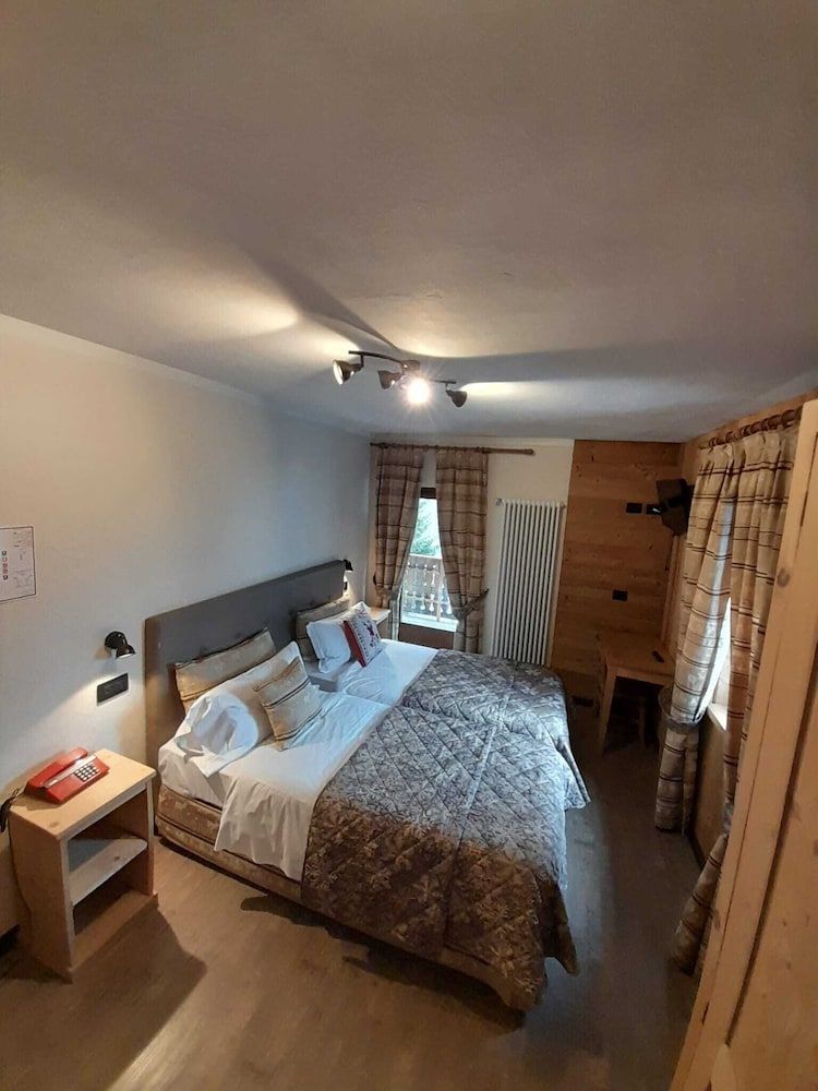 Economy Double or Twin Room