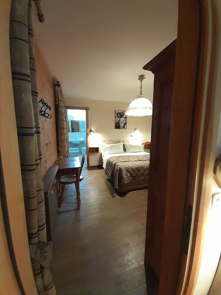 Economy Quadruple Room