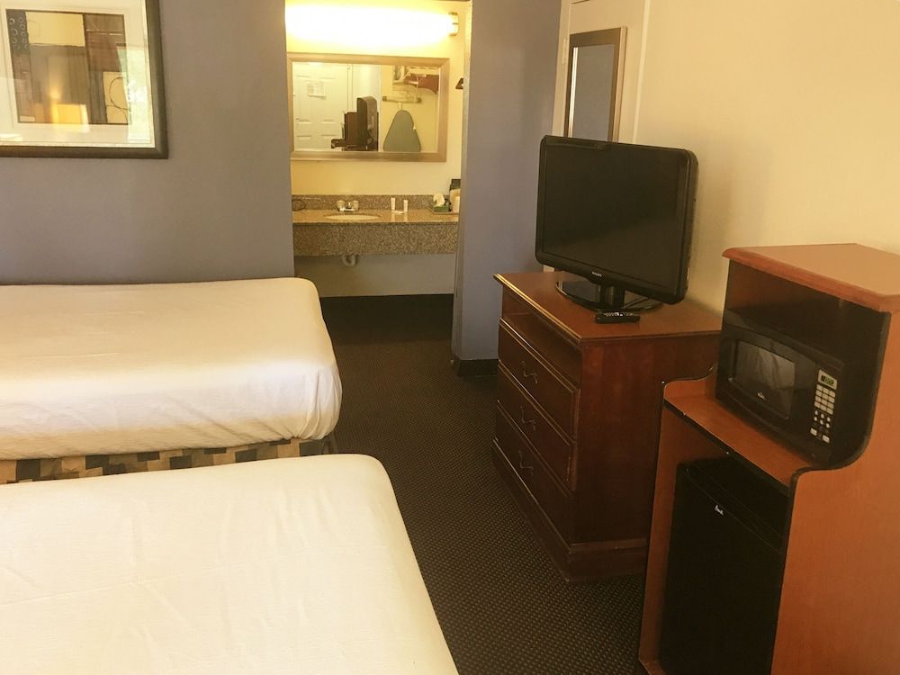 Double Room, 2 Double Beds