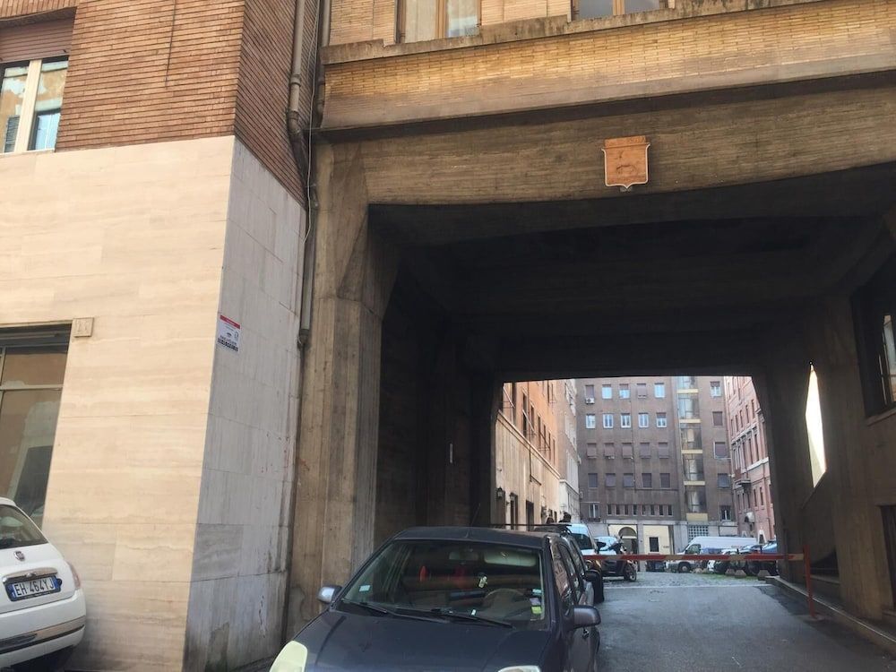 undefined Regola Suite 5