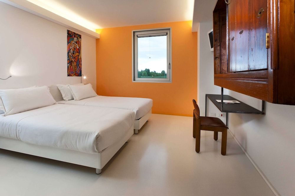 Aiden by Best Western JHD Dunant Hotel Standard Room, 2 Twin Beds, Non Smoking 11