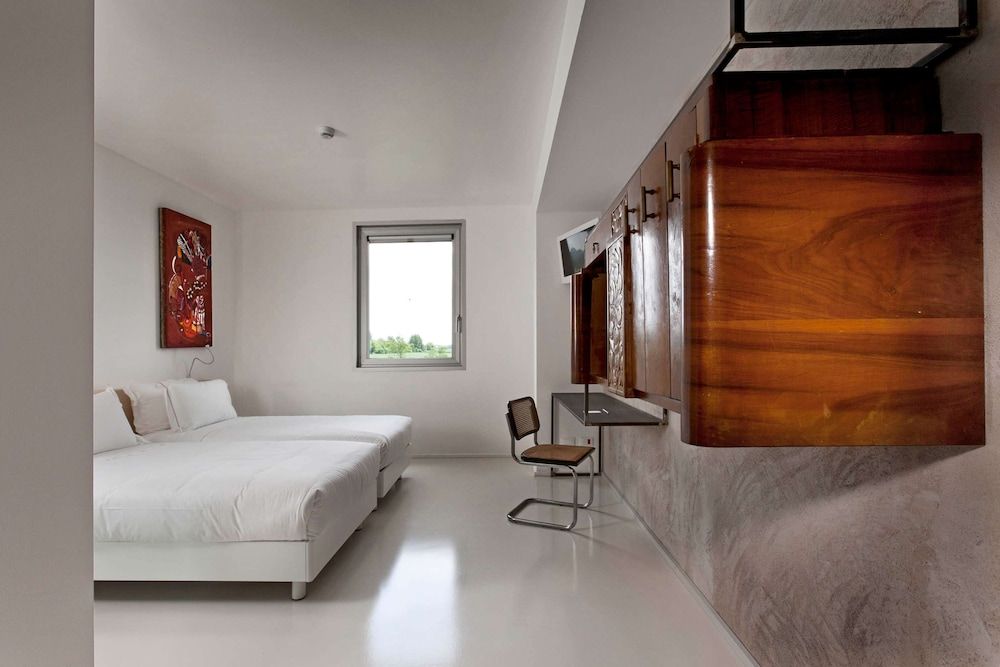 Aiden by Best Western JHD Dunant Hotel Standard Room, 2 Twin Beds, Non Smoking 10