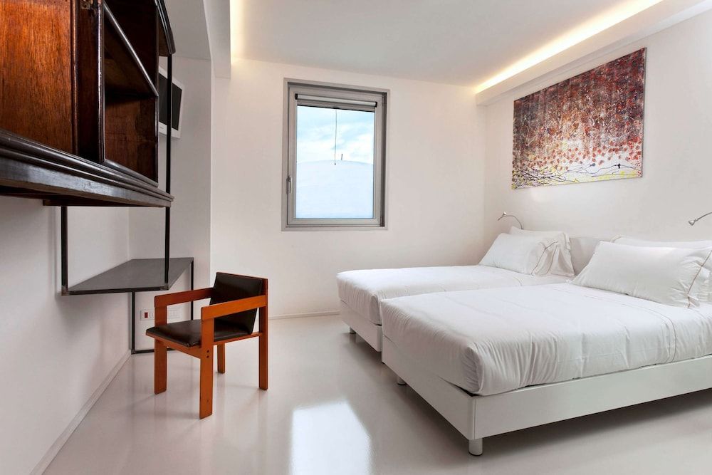 Aiden by Best Western JHD Dunant Hotel Standard Room, 2 Twin Beds, Non Smoking 6