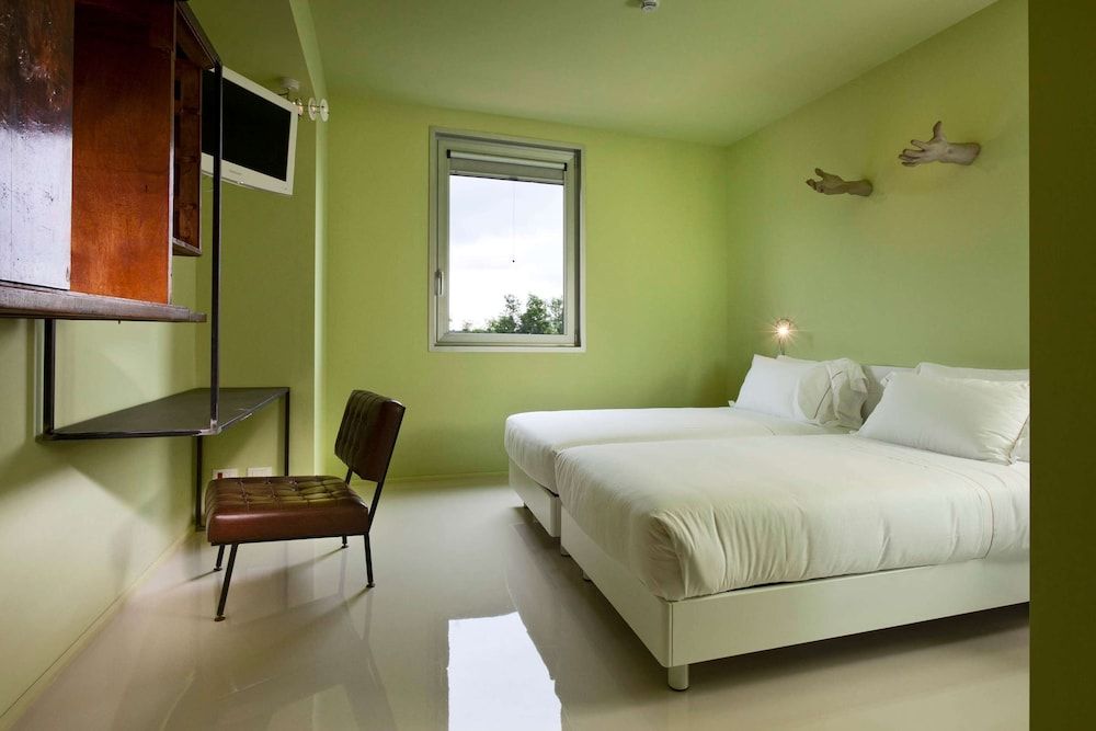 Aiden by Best Western JHD Dunant Hotel Standard Room, 2 Twin Beds, Non Smoking 9