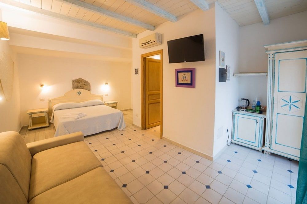 Junior Quadruple Room