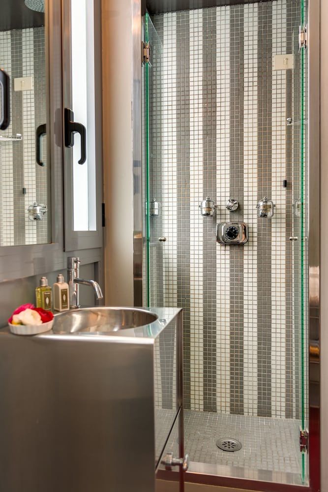 undefined Casa Heberart Guest House - Sistina 10