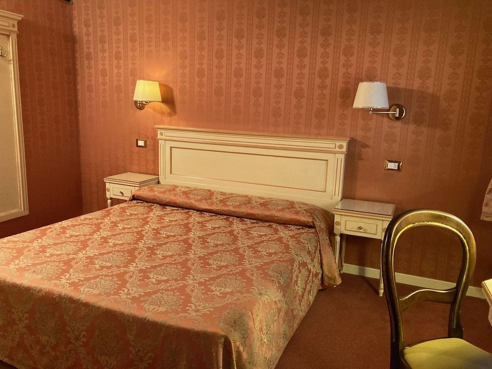 undefined Lanterna di Marco Polo 9