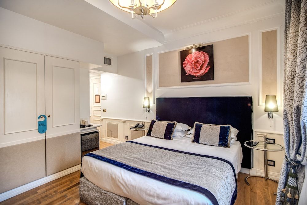 Hotel Britannia Deluxe Double or Twin Room 5