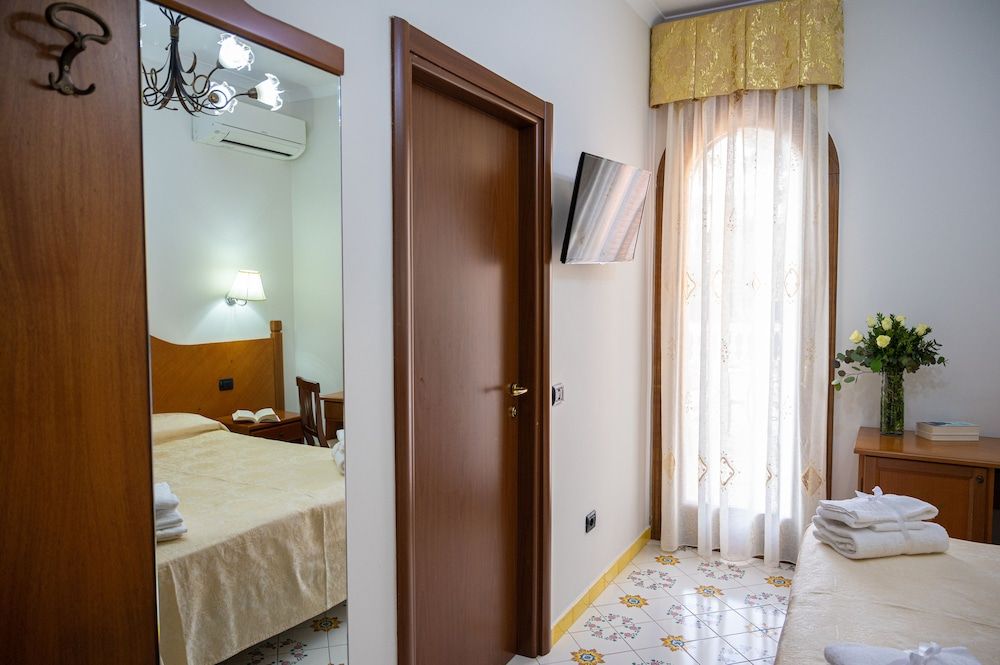 Villa Le Zagare Relais & SPA Basic Double Room in Annexe Building