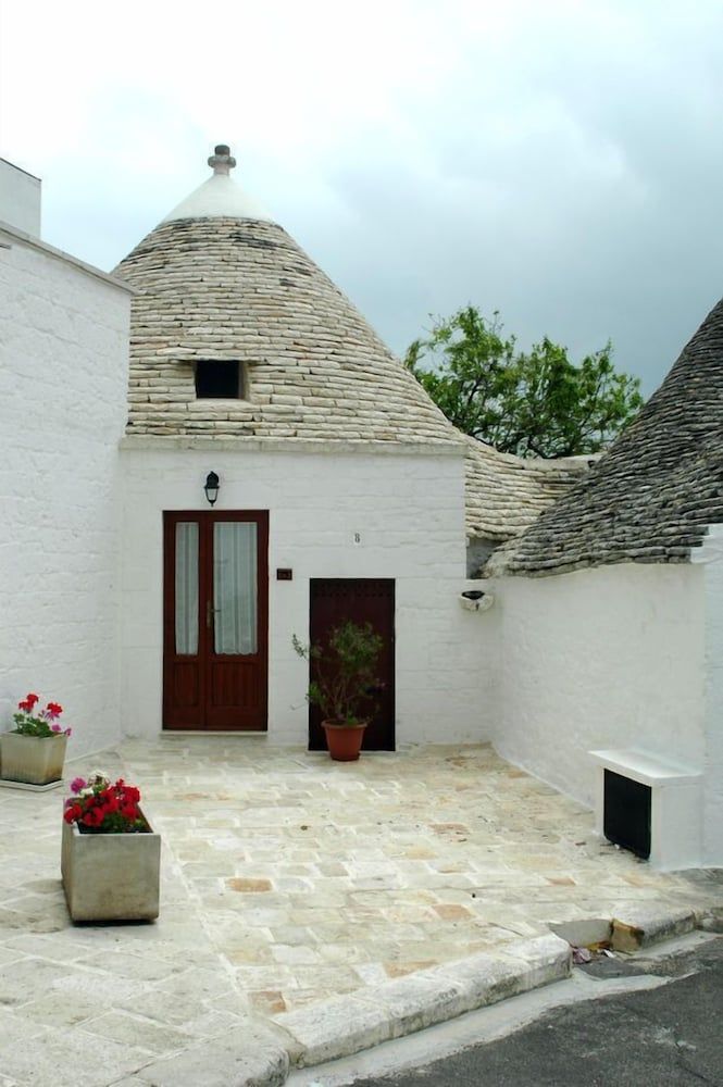 Trulli Resort Monte Pasubio